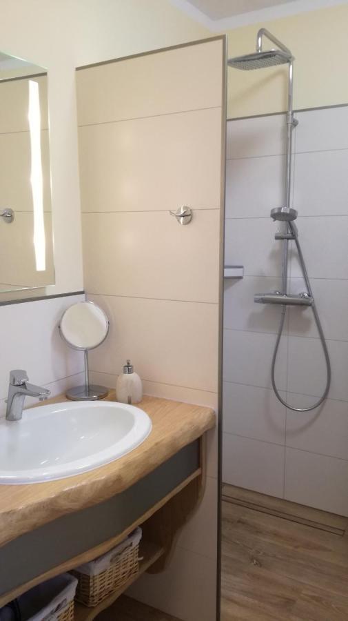 Ferienwohnung Luba Lipa Drachhausen Ngoại thất bức ảnh